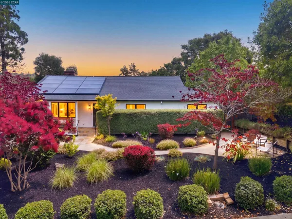 $2,450,000 | 31 Crestview Drive, Orinda, CA 94563