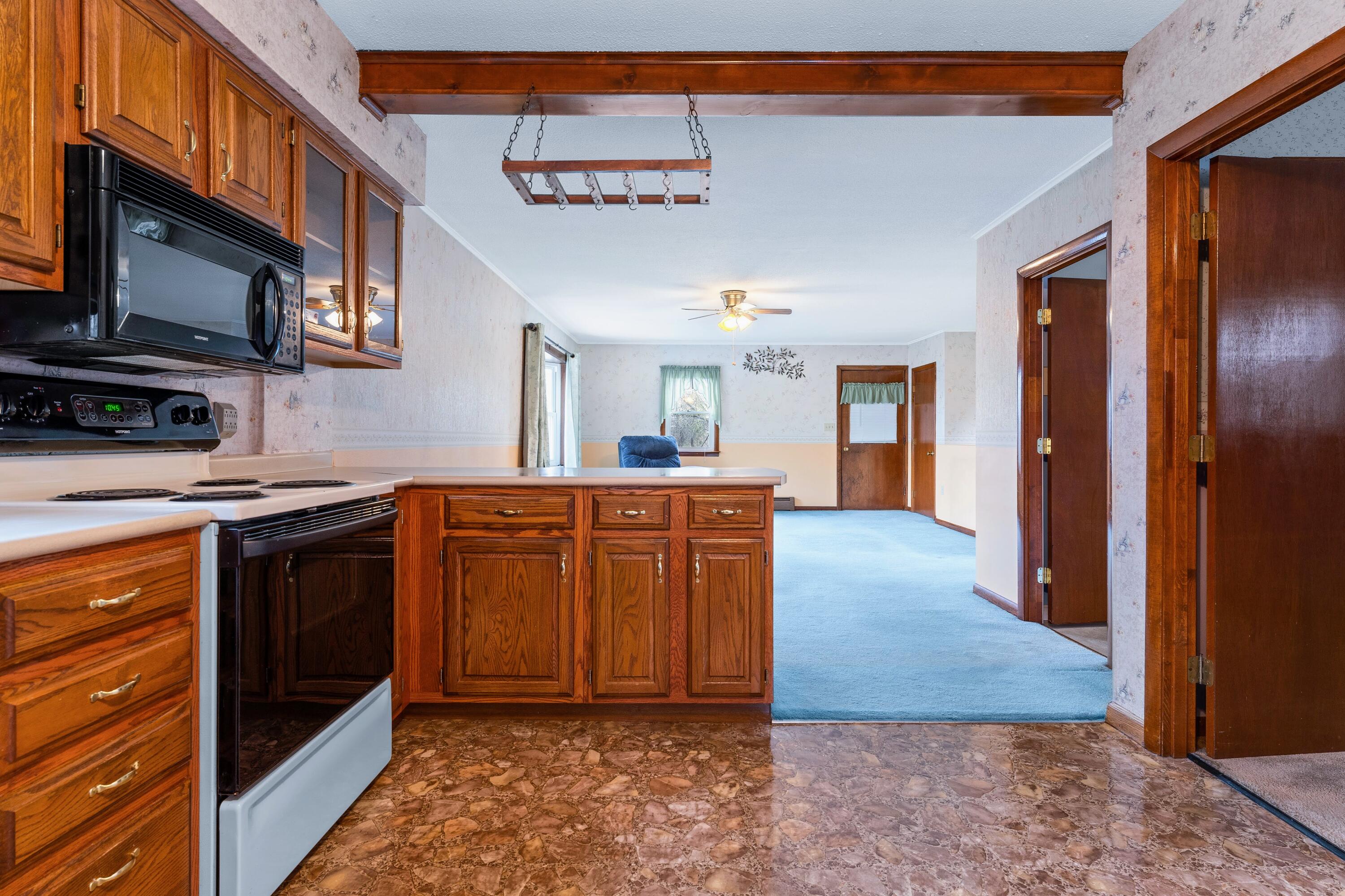 130 Augusta Road Winslow, ME 04901 - Photo 15 of 30 DSC02830