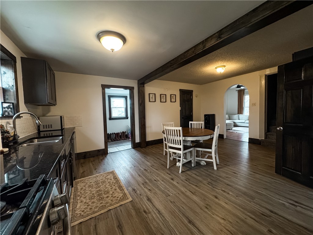 601 Southwest 2nd Street Casey, IL 62420 - Photo 7 of 30