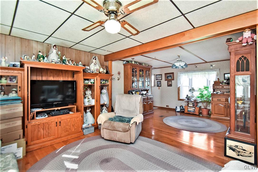 460 Hill Road Palmerton, PA 18071 - Photo 12 of 30 Gallery Image 12