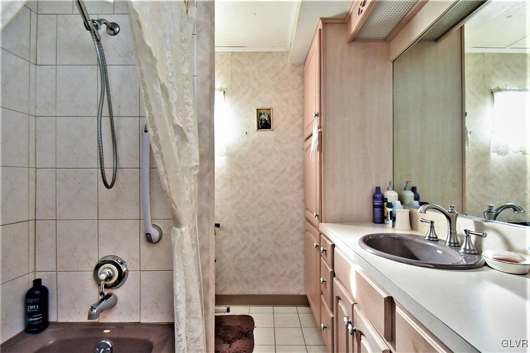 460 Hill Road Palmerton, PA 18071 - Photo 22 of 30 Gallery Image 22