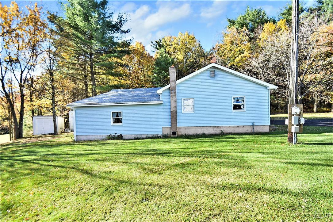 460 Hill Road Palmerton, PA 18071 - Photo 9 of 30 Gallery Image 9