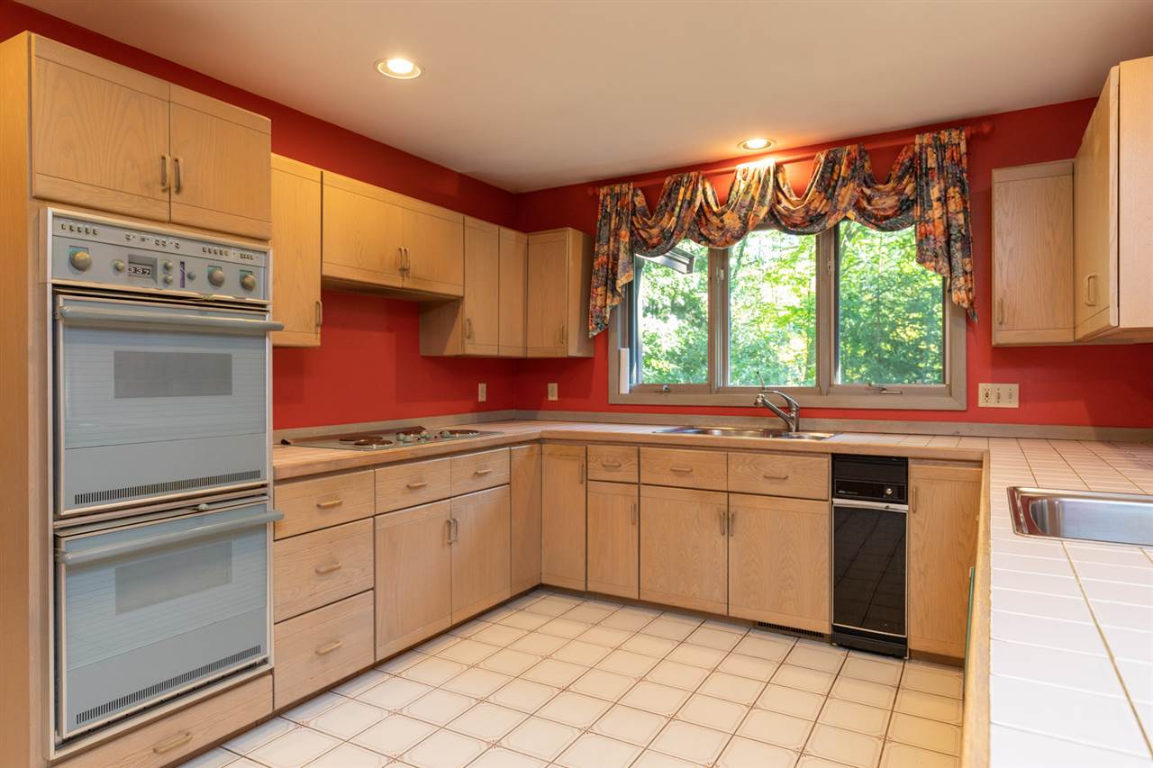 9 River Road Hampton Falls, NH 03844 - Photo 2 of 34