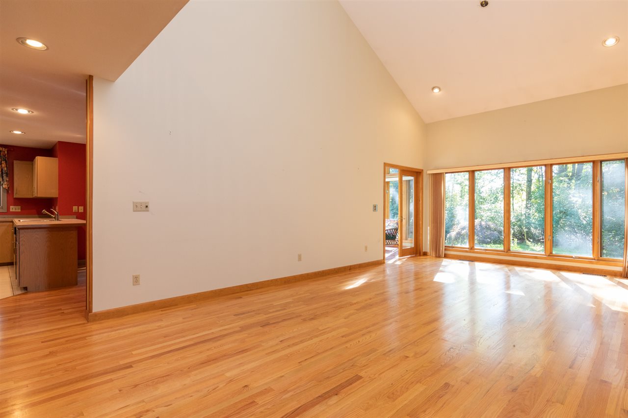 9 River Road Hampton Falls, NH 03844 - Photo 11 of 34