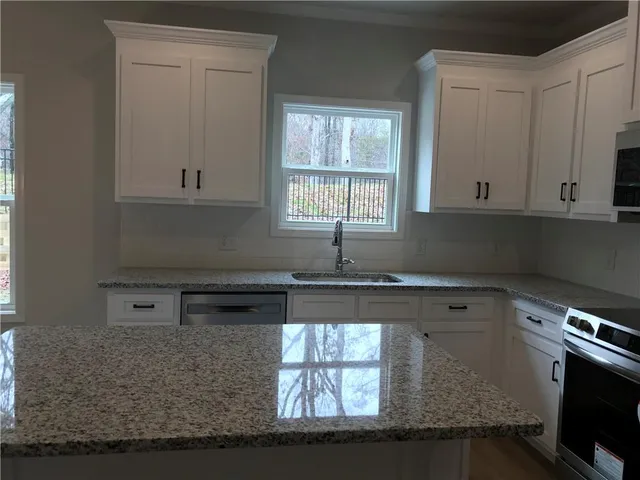 $529,900 | 605 Whirlaway Street, Jefferson, GA 30549