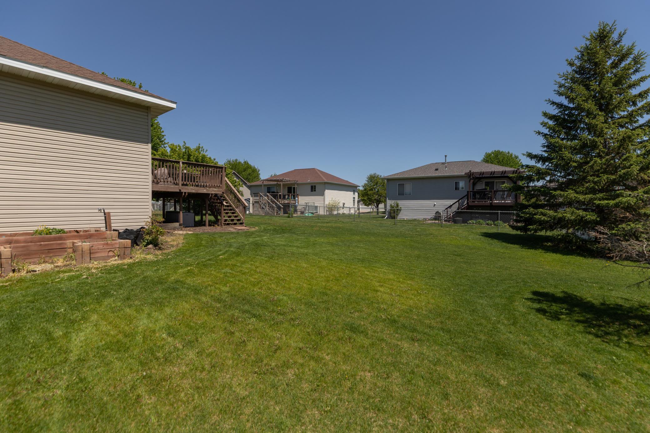 5714 49th Avenue Northwest Rochester, MN 55901 - Photo 32 of 36