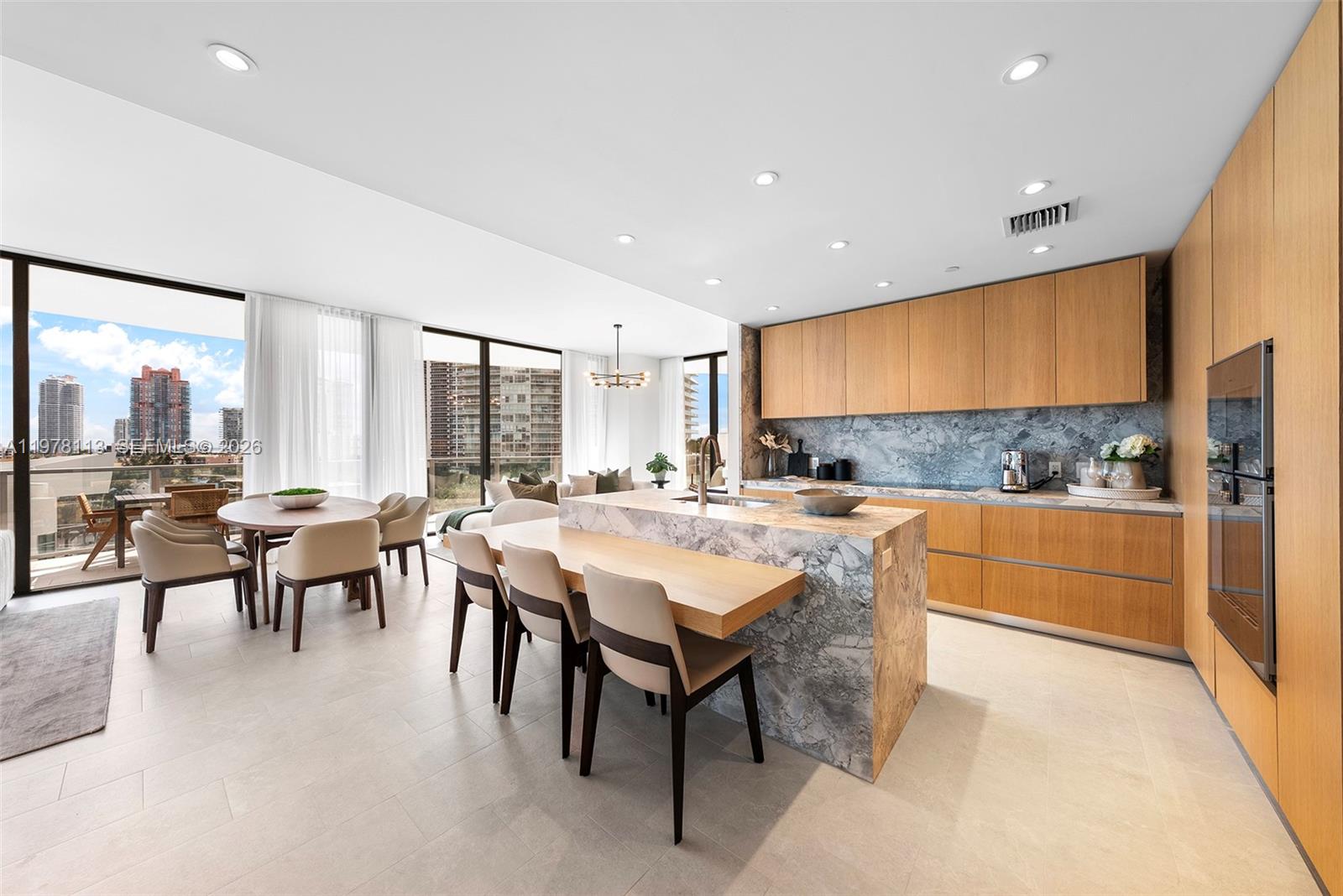 500 Alton Road, Unit 901 Miami Beach, FL 33139 - Photo 25 of 42