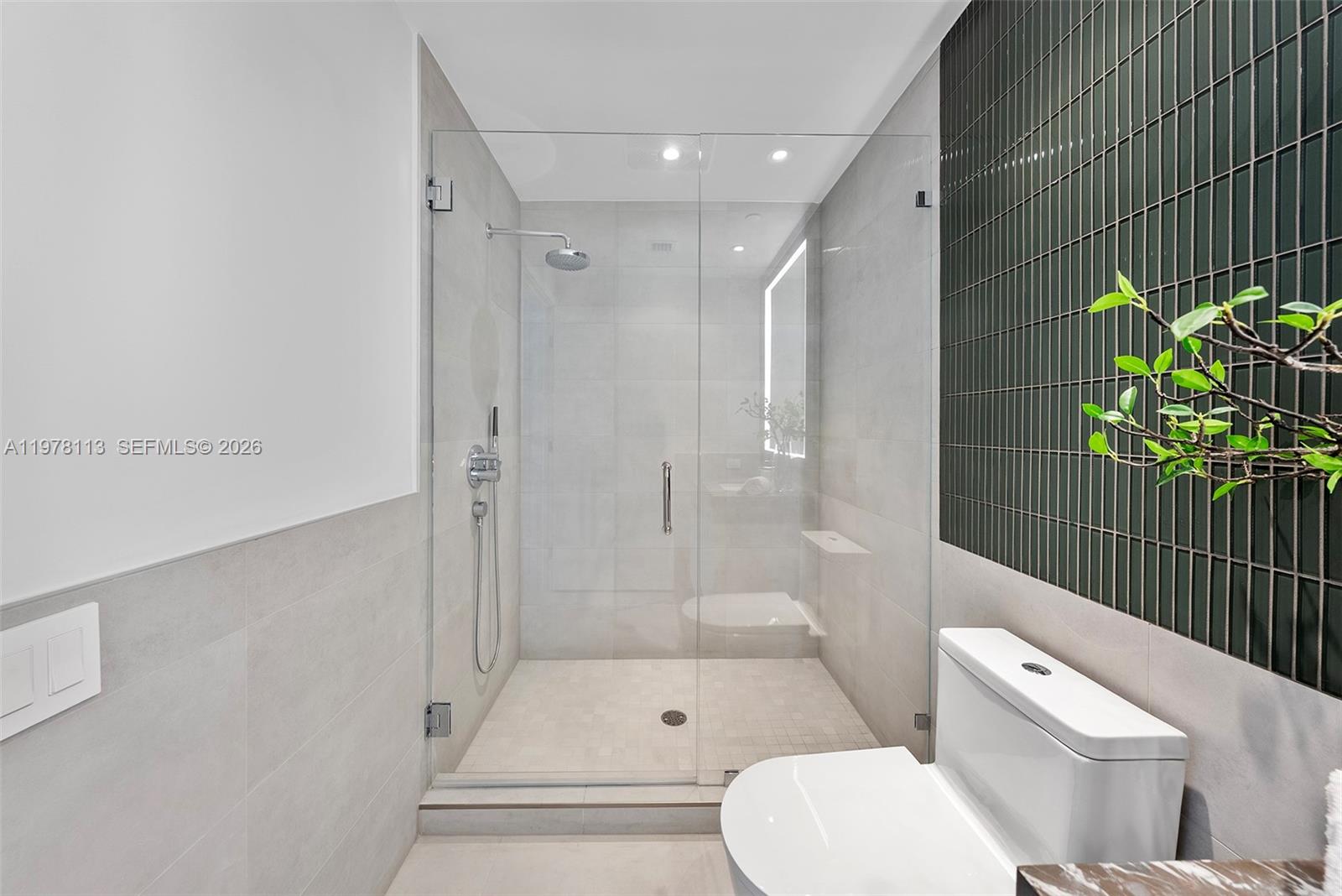 500 Alton Road, Unit 901 Miami Beach, FL 33139 - Photo 34 of 42