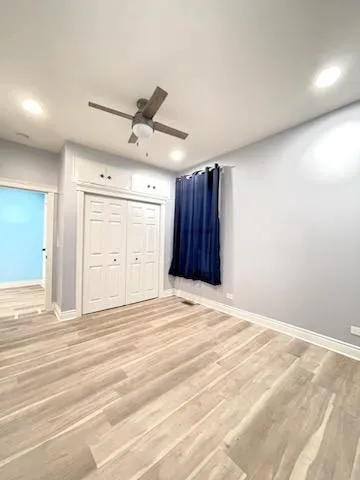a view of a livingroom with a dresser