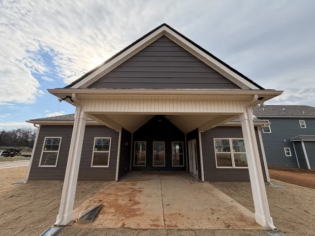 $469,608 | 5724 Shoreline Drive, Rockvale, TN 37153