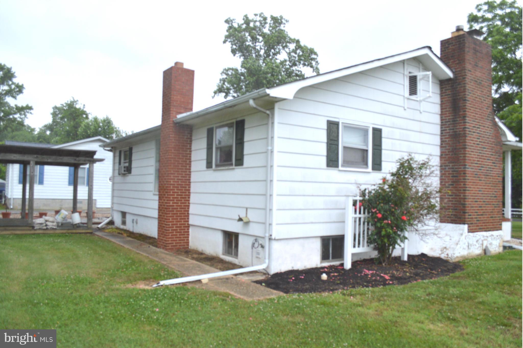 2013 Goose Neck Road Pasadena, MD 21122 - Photo 4 of 7 Exterior (Rear)