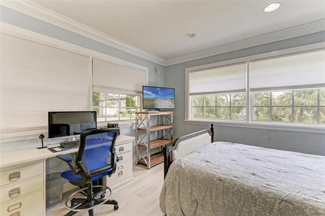 $1,720,000 | 8963 Fishermens Bay Drive, Sarasota, FL 34231