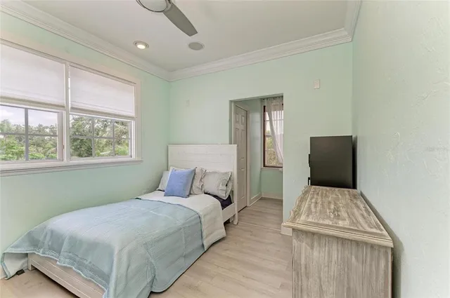 $1,720,000 | 8963 Fishermens Bay Drive, Sarasota, FL 34231