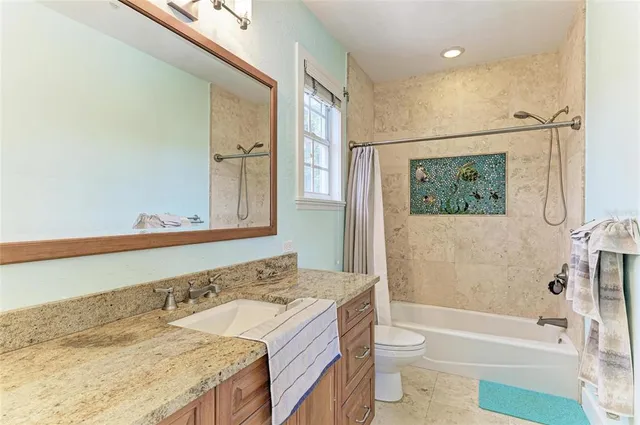 $1,720,000 | 8963 Fishermens Bay Drive, Sarasota, FL 34231