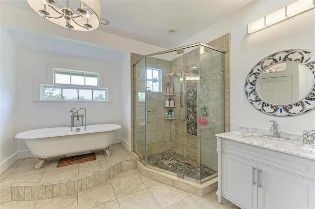 $1,720,000 | 8963 Fishermens Bay Drive, Sarasota, FL 34231