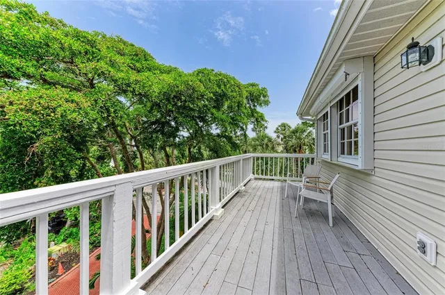 $1,720,000 | 8963 Fishermens Bay Drive, Sarasota, FL 34231