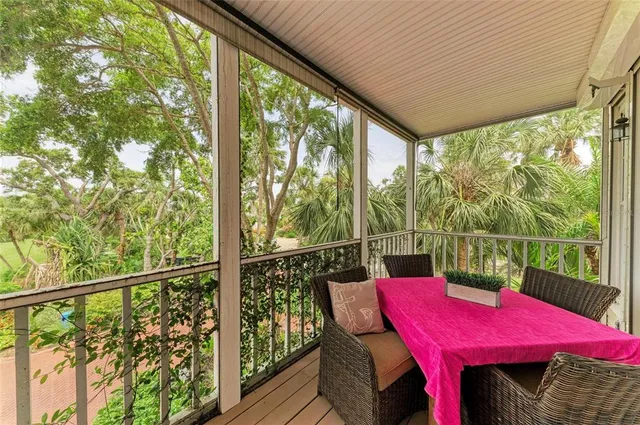 $1,720,000 | 8963 Fishermens Bay Drive, Sarasota, FL 34231