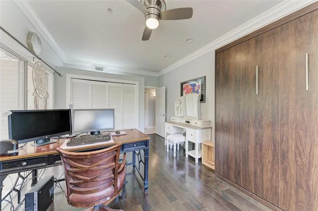 $1,720,000 | 8963 Fishermens Bay Drive, Sarasota, FL 34231