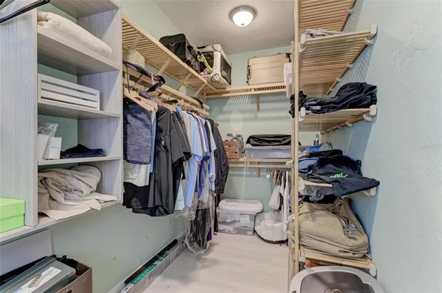 $1,720,000 | 8963 Fishermens Bay Drive, Sarasota, FL 34231