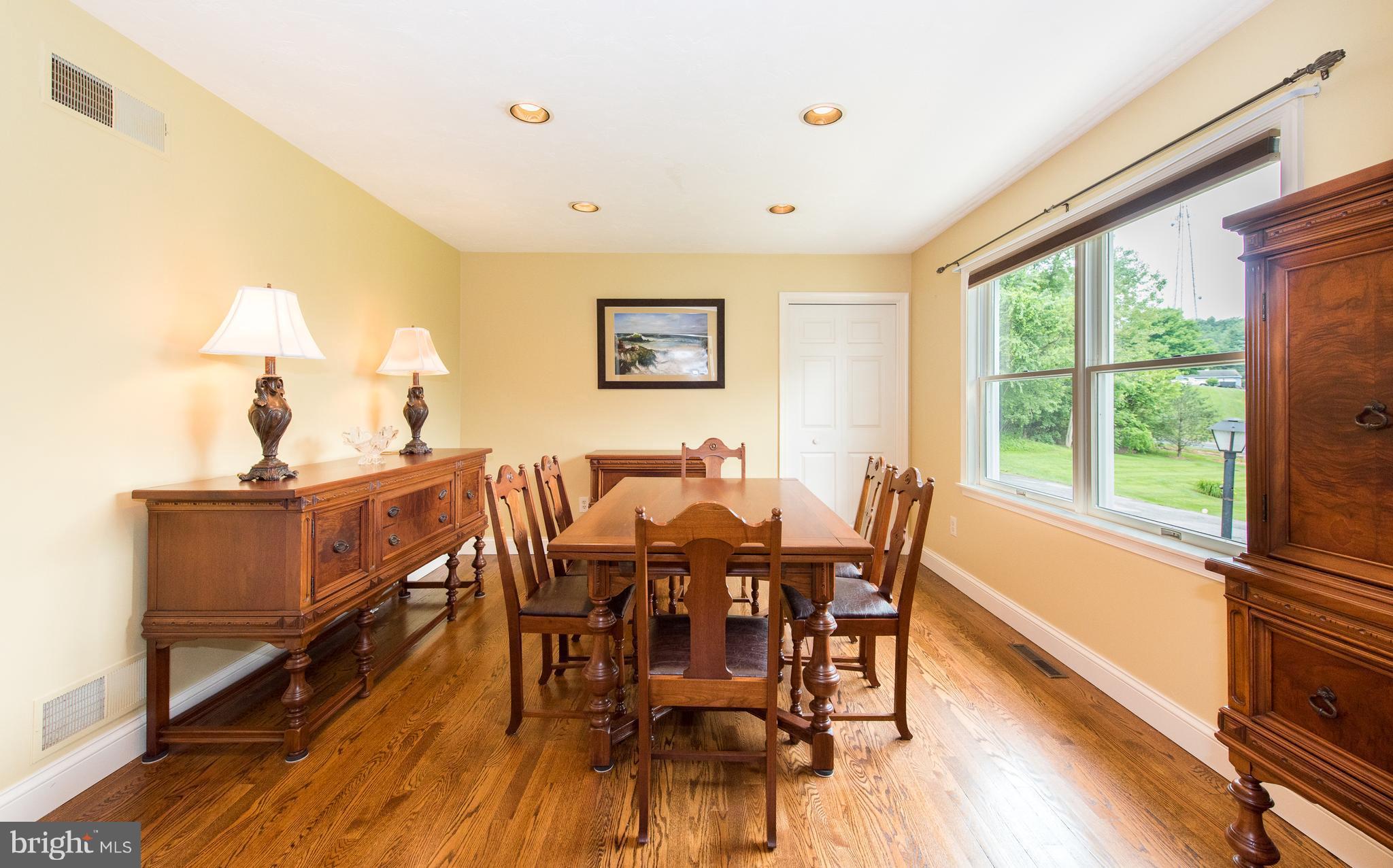 4147 Louisville Road Finksburg, MD 21048 - Photo 6 of 30 Dining Room