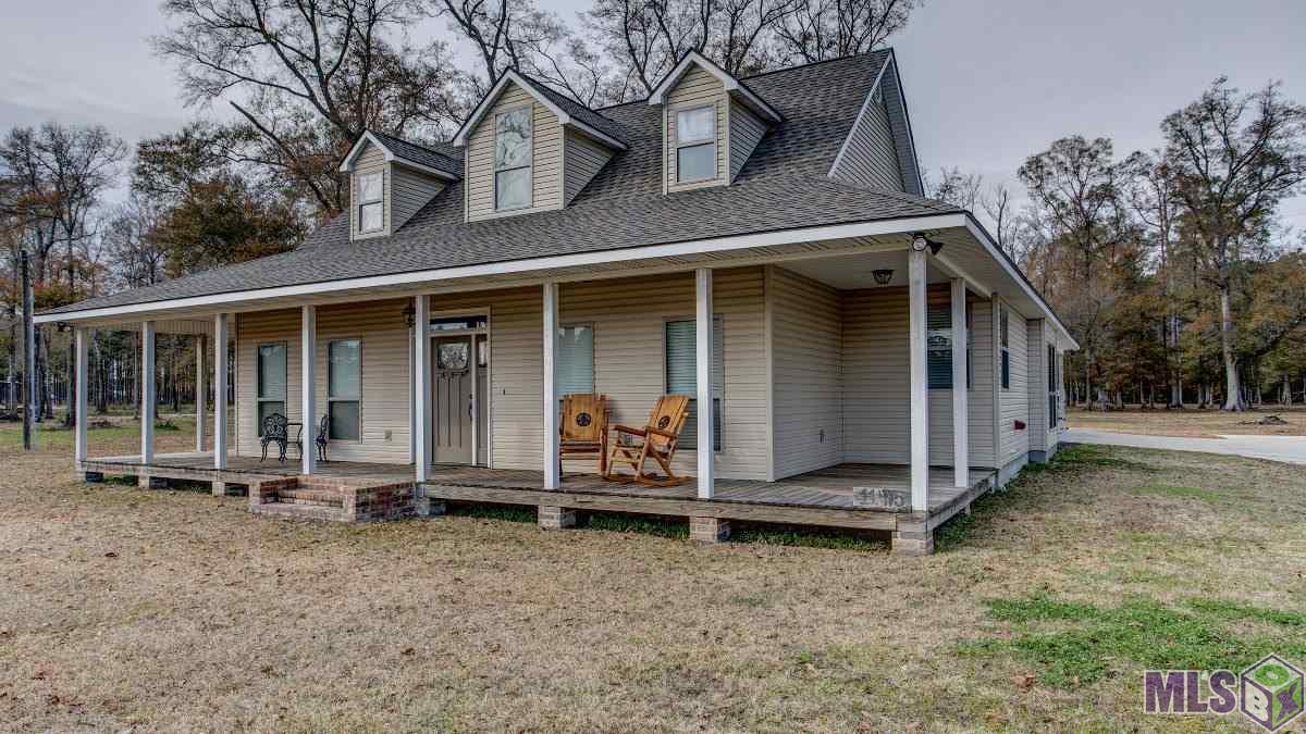 11475 Herman Ernest Road Denham Springs, LA 70706 - Photo 2 of 18
