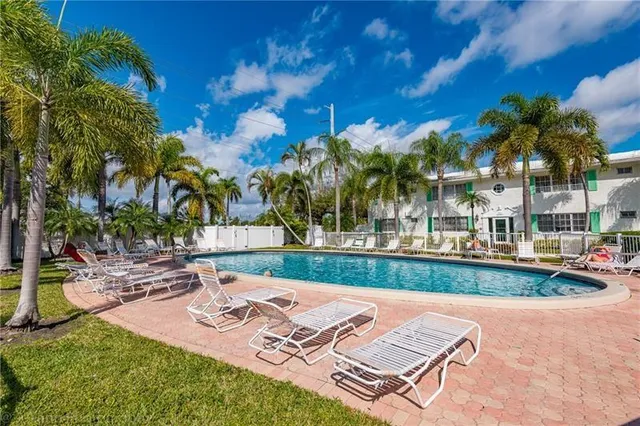 $1,530 | 1851 Northeast 62nd Street, Unit 603, Fort Lauderdale, FL 33308
