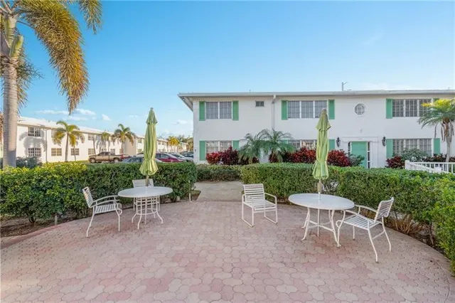 $1,530 | 1851 Northeast 62nd Street, Unit 603, Fort Lauderdale, FL 33308