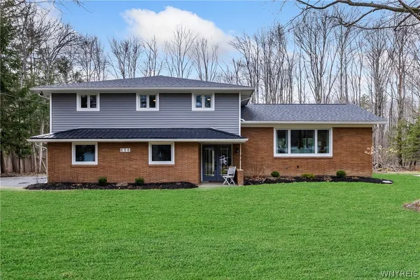 $579,900 | 658 Bauder Park Drive, Alden, NY 14004