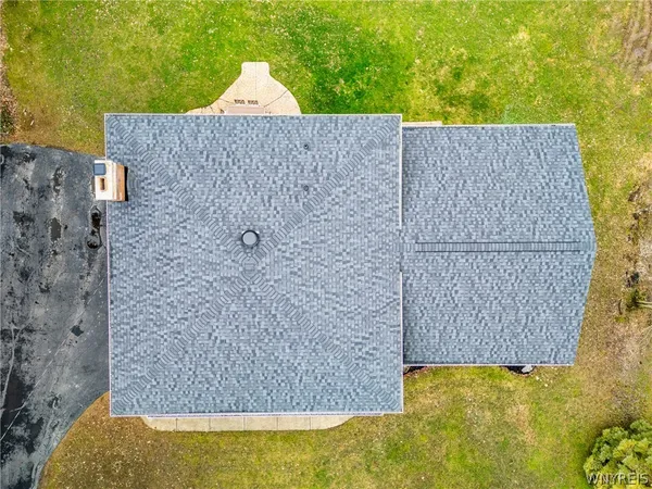 $579,900 | 658 Bauder Park Drive, Alden, NY 14004