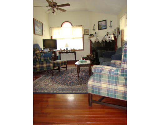 152 Dunn Road Ashburnham, MA 01430 - Photo 3 of 5
