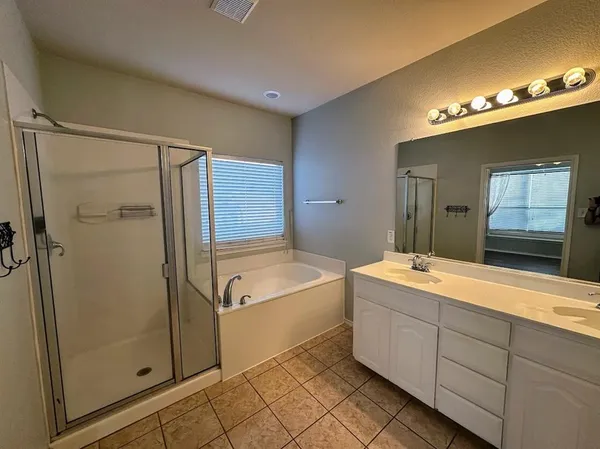 $2,150 | 420 Donagon Court, Fort Worth, TX 76052