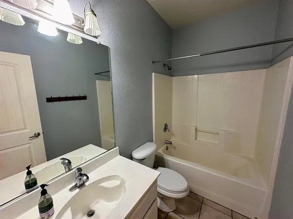 $2,150 | 420 Donagon Court, Fort Worth, TX 76052