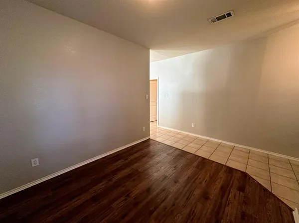 $2,150 | 420 Donagon Court, Fort Worth, TX 76052