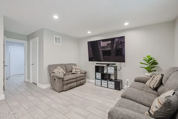 $649,000 | 1410 West Missouri Avenue, Phoenix, AZ 85013