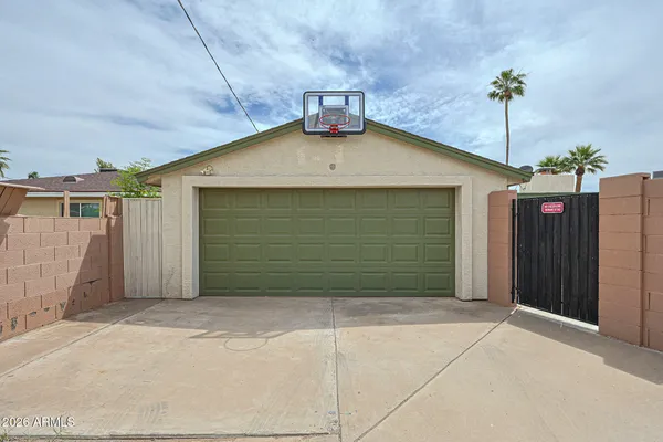 $649,000 | 1410 West Missouri Avenue, Phoenix, AZ 85013