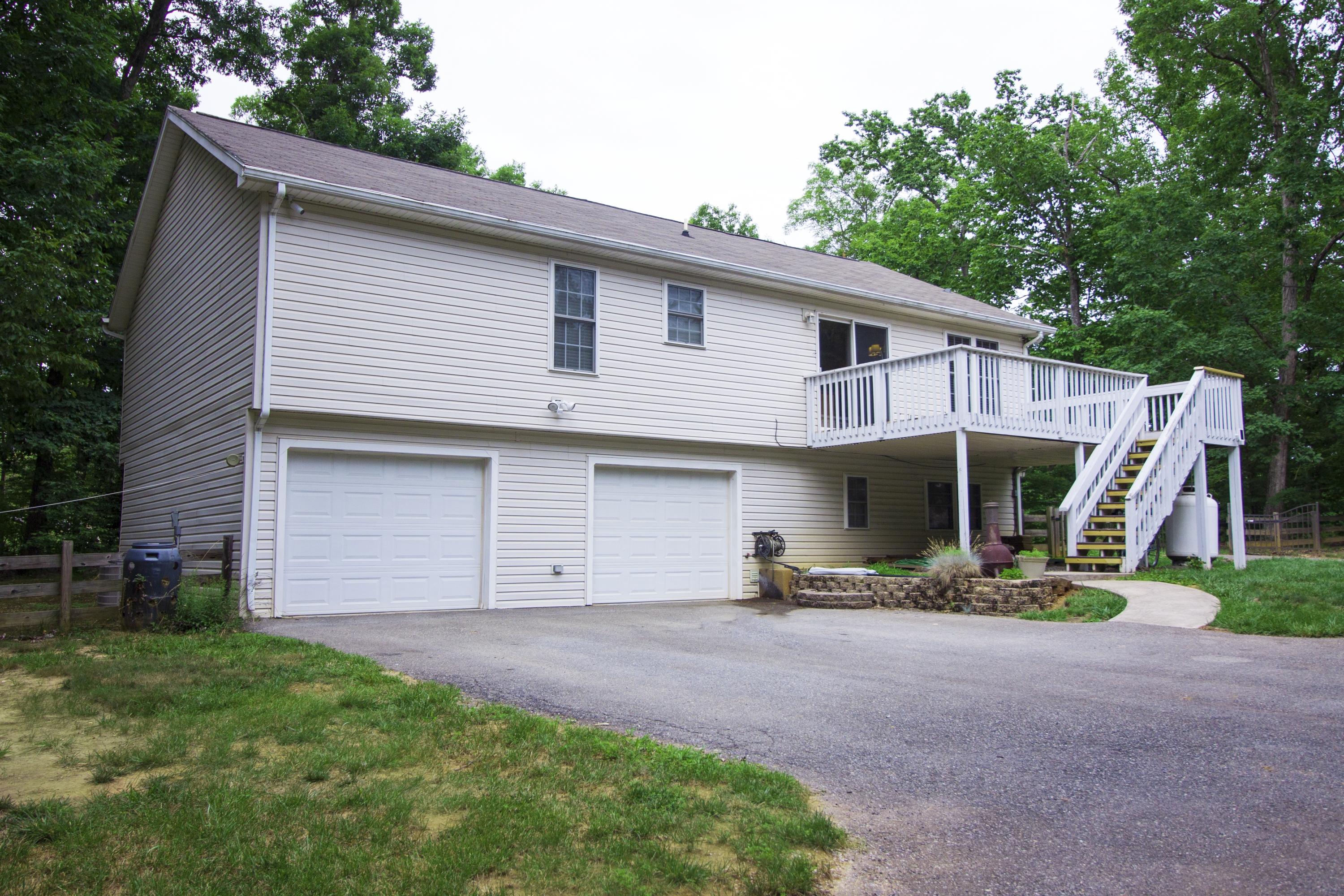 4720 Stewartsville Road Moneta, VA 24121 - Photo 33 of 41 IMG_0009-1