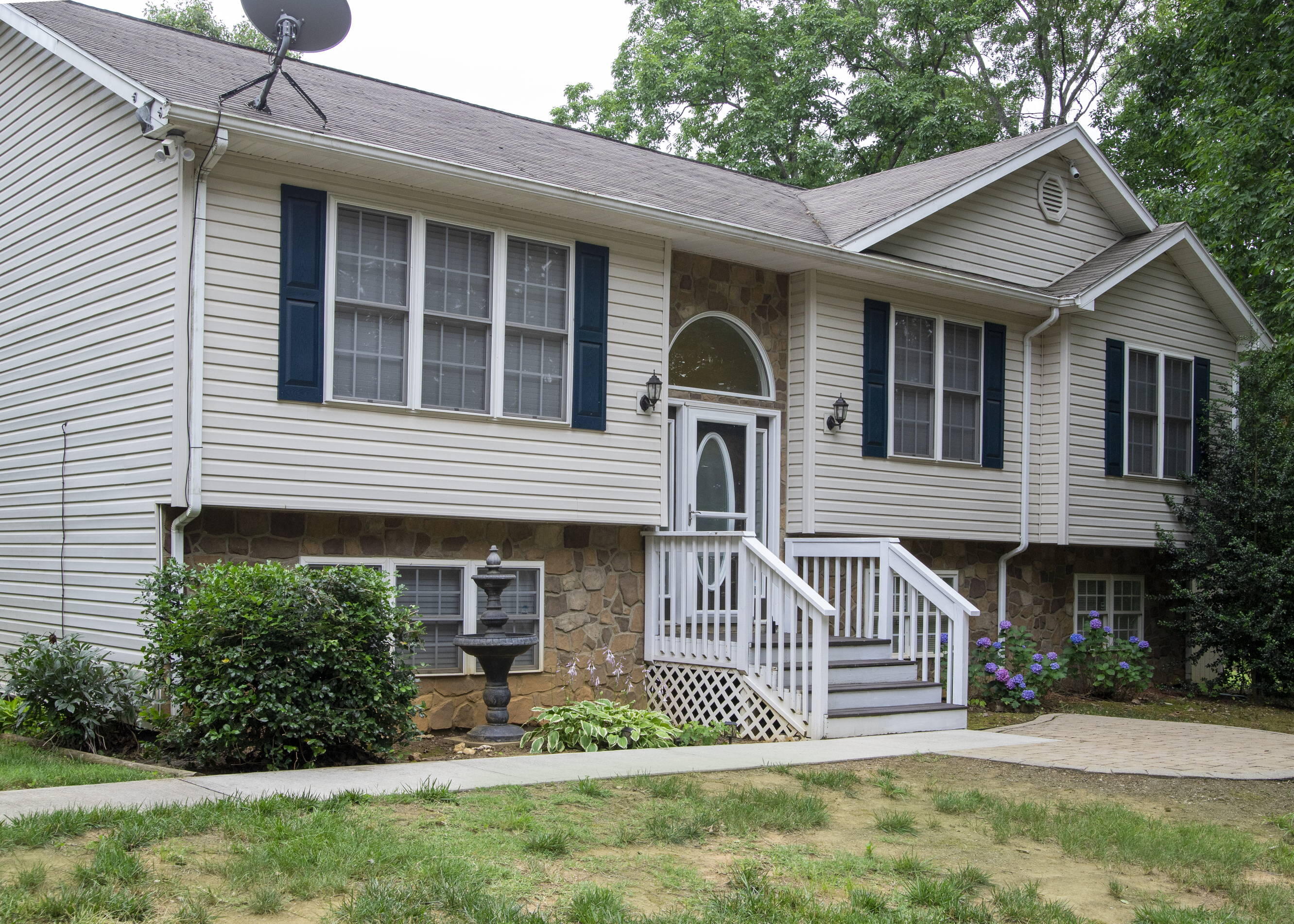 4720 Stewartsville Road Moneta, VA 24121 - Photo 36 of 41 IMG_1110-1