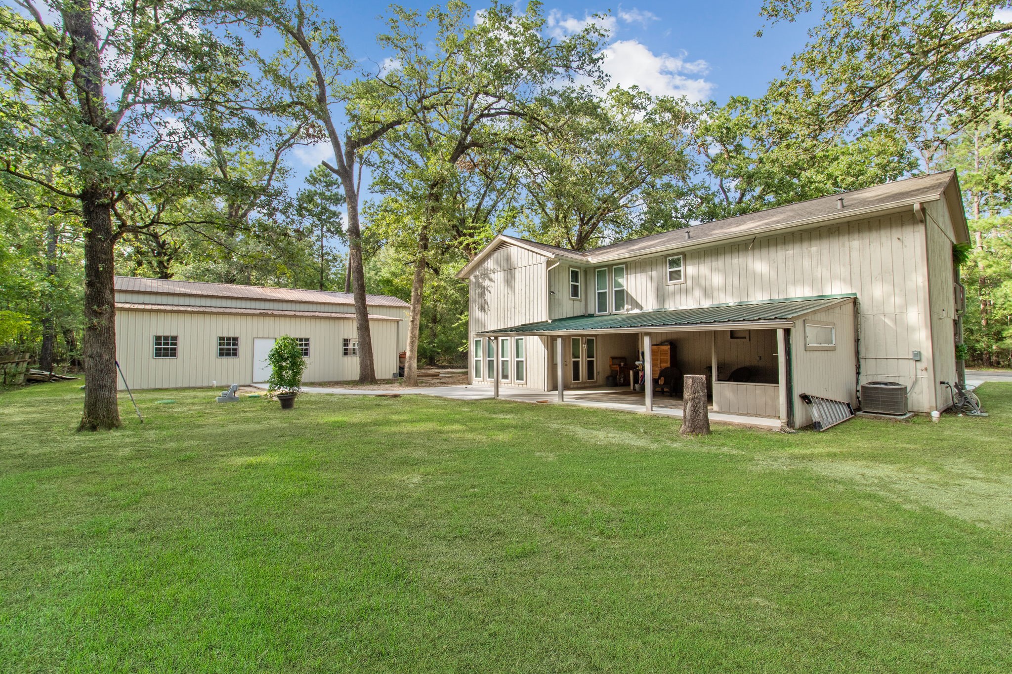 21 Red Oak Circle Point Blank, TX 77364 - Photo 15 of 50