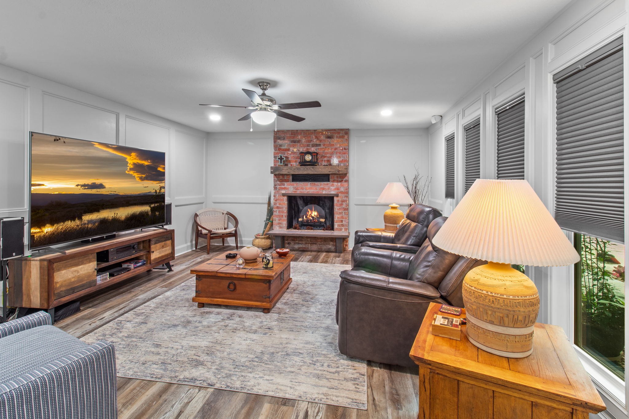 21 Red Oak Circle Point Blank, TX 77364 - Photo 17 of 50 a living room with furniture and a flat screen tv