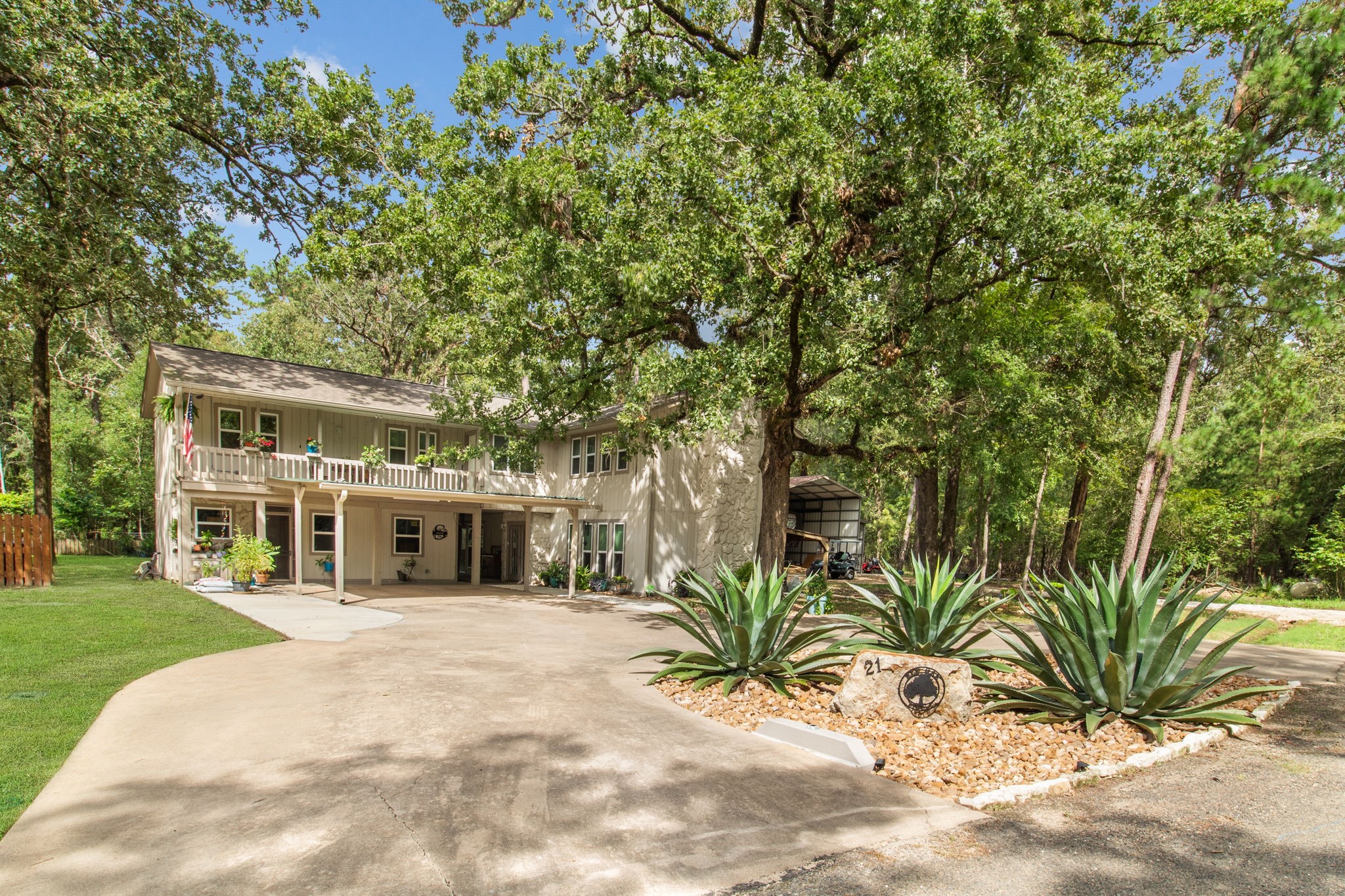 21 Red Oak Circle Point Blank, TX 77364 - Photo 8 of 50