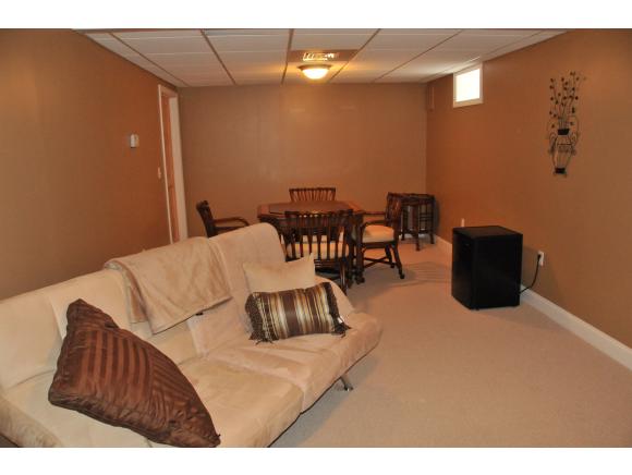 75 Back River Road Bedford, NH 03110 - Photo 18 of 26