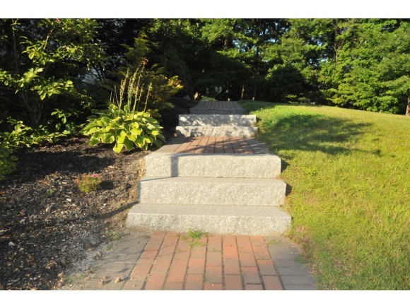75 Back River Road Bedford, NH 03110 - Photo 21 of 26