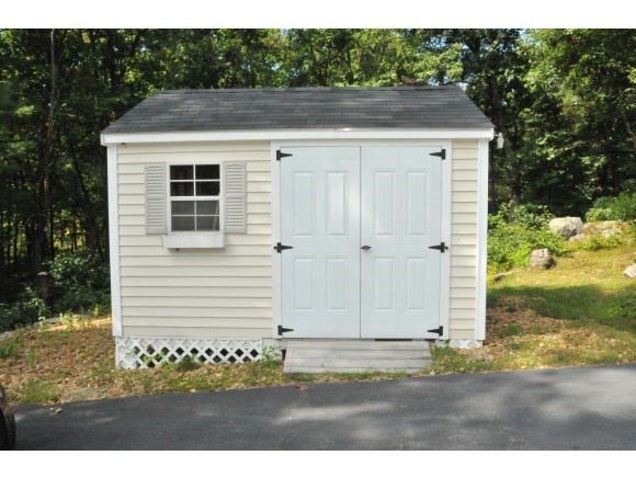 75 Back River Road Bedford, NH 03110 - Photo 25 of 26