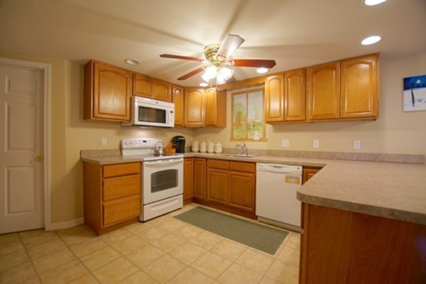 228 Cedar Brook Road Lynn, MA 01904 - Photo 16 of 30 Gallery Image 16