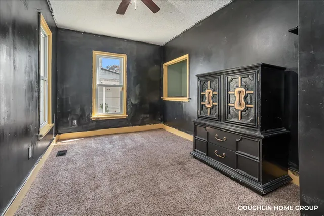 $199,900 | 610 South Park Street, Hastings, MI 49058