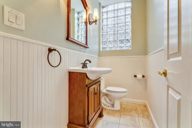 a bathroom with a sink and a toilet