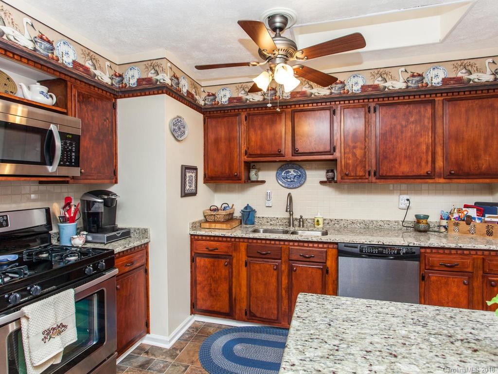 814 Dana Road Hendersonville, NC 28792 - Photo 12 of 30 Gallery Image 12