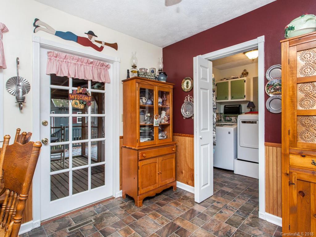 814 Dana Road Hendersonville, NC 28792 - Photo 15 of 30 Gallery Image 15