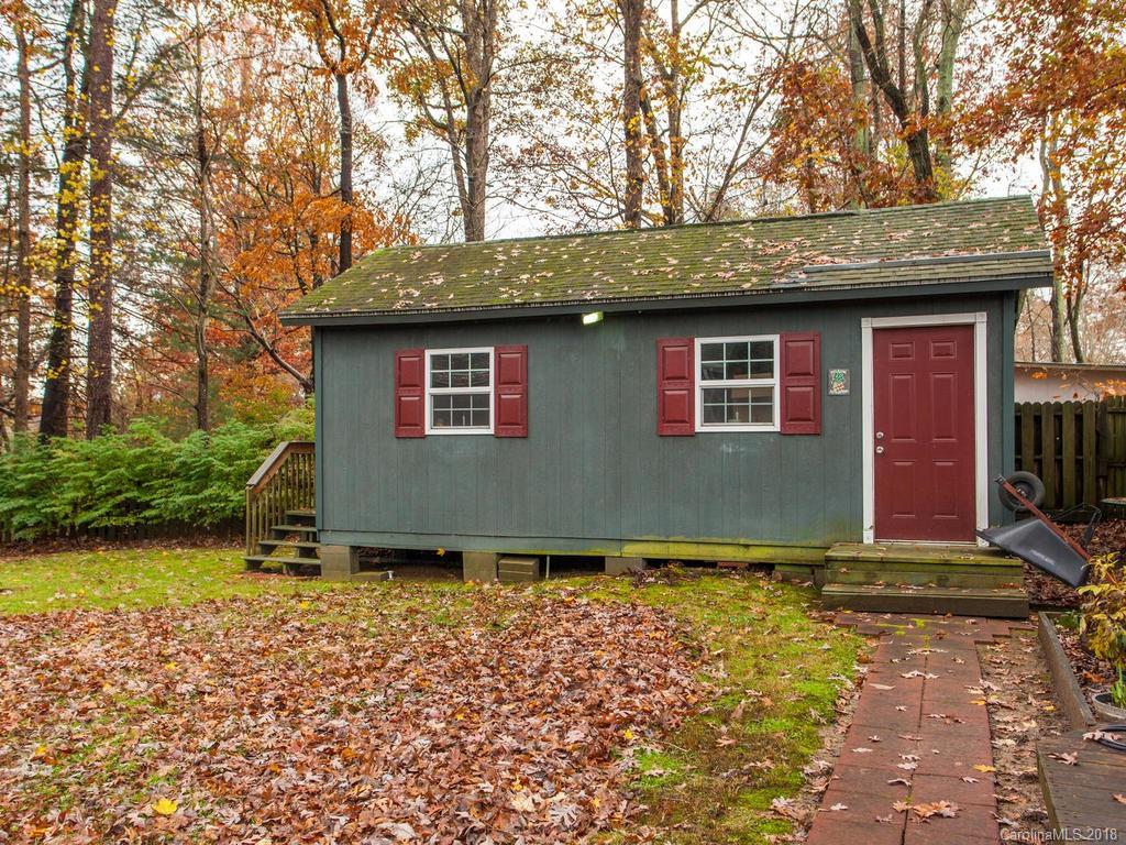 814 Dana Road Hendersonville, NC 28792 - Photo 26 of 30 Gallery Image 26