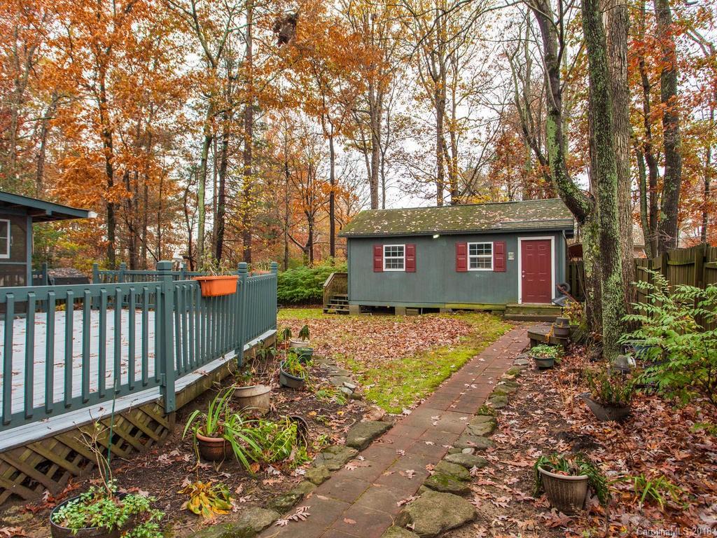 814 Dana Road Hendersonville, NC 28792 - Photo 27 of 30 Gallery Image 27